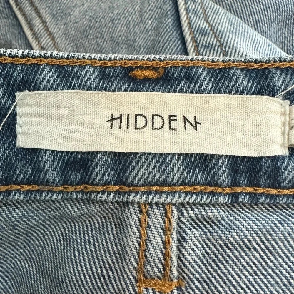 Hidden Tracey High Rise Frayed Hem Straight Crop Jeans - Picture 7 of 9